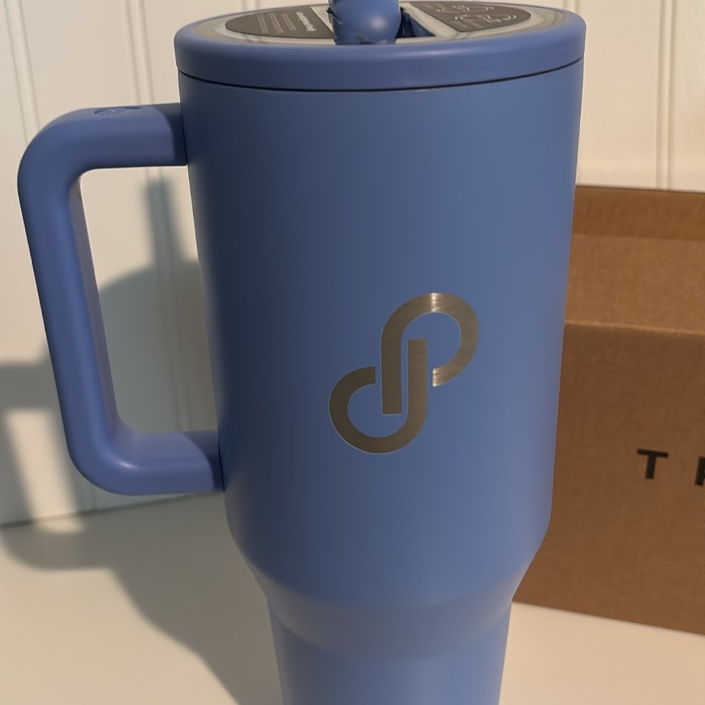 Poshmark Blue H2o Bottle LAST ONE!! Box Not Included Final Sale